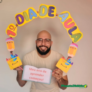 Moldura para Bambolê – Primeiro Dia de Aula + Plaquinha